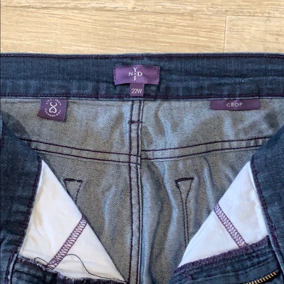 NYDJ plus size women’s cropped blue jeans - Picture 3 of 6